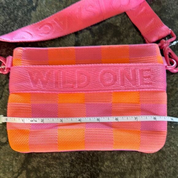 Isaac Mizrahi x Wild One Pink and Orange bag , Treat Pouch Recycled Knit - Picture 4 of 8